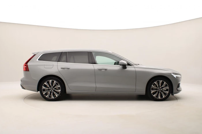 Volvo V60 T6 AWD Plug-in H. BRIGHT PLUS na operativní leasing