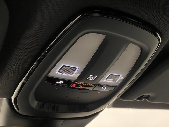 Volvo V60 T6 AWD Plug-in H. BRIGHT PLUS na operativní leasing