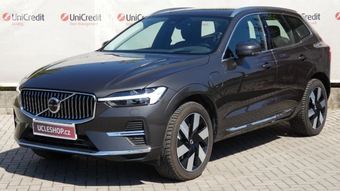 Volvo XC60 T8 AWD Recharge BRIGHT ULTIMAT na operativní leasing