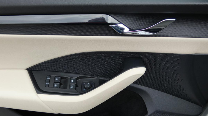 Škoda Octavia Combi 2,0 TDI  DSG Style na operativní leasing