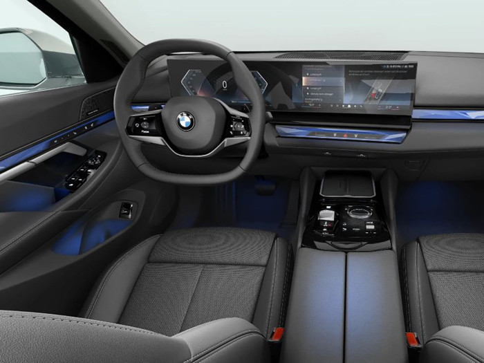 BMW Řada 5 Základní 20d 145 kW Nafta Automatická převodovka na operativní leasing