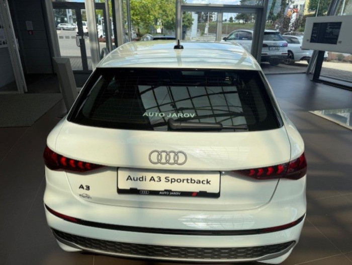 Audi A3 Spb 35 TFSI Stronic na operativní leasing