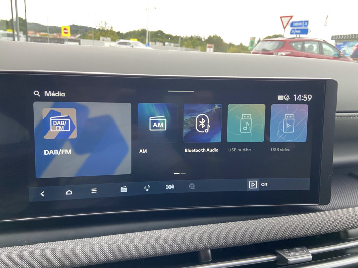 25 1,6 TGDI MT 20 YEARS LUXURY na operativní leasing