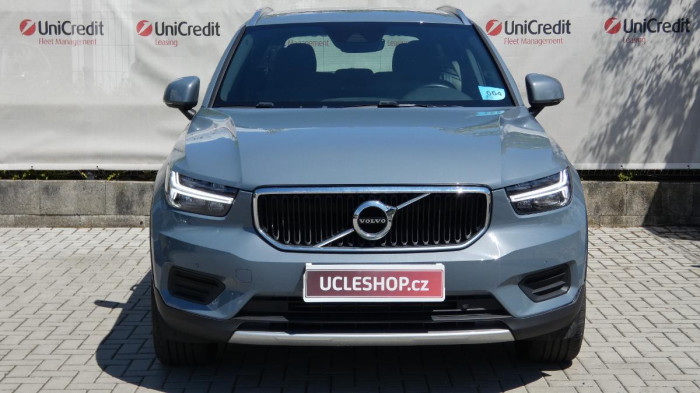 Volvo XC40 B3 FWD Momentum na operativní leasing