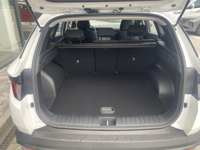 25 1,6 TGDI MT 2WD COMFORT	 na operativní leasing