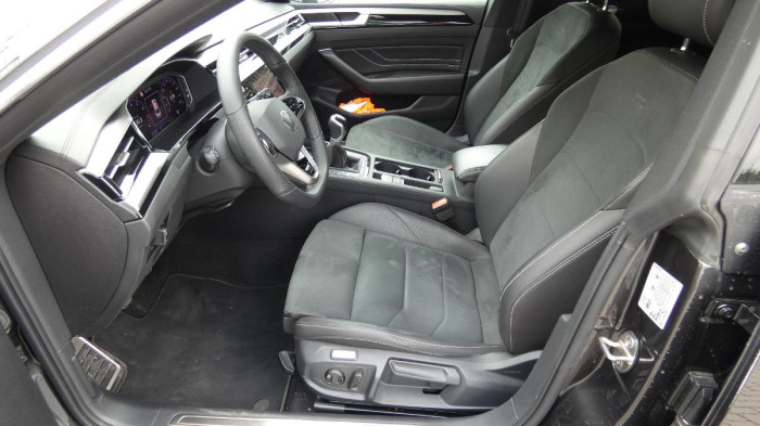 Volkswagen Arteon 1.5 TSI R-line na operativní leasing