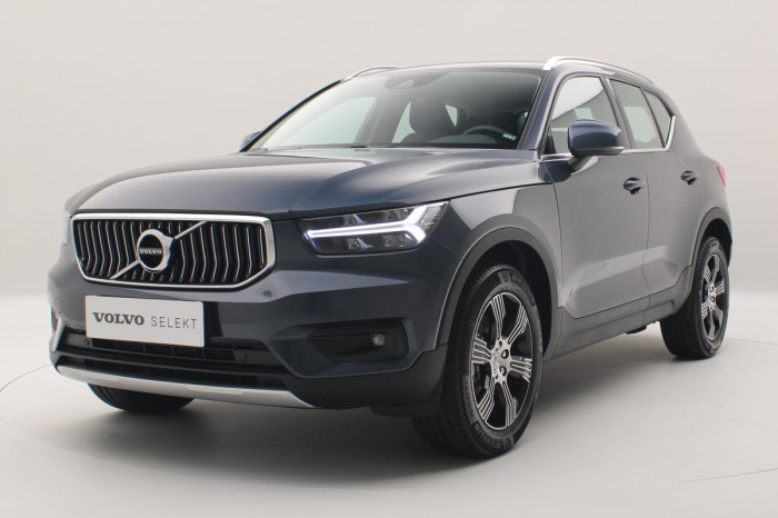 Volvo XC90 B5 AWD INSCRIPTION 7M 1.maj na operativní leasing