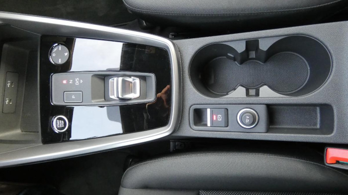 Audi A3 35 TFSI Sportback S Line na operativní leasing