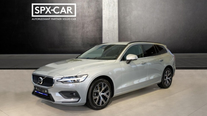 Volvo V60 CORE, B4, 145+10 kW / 197+14 HP na operativní leasing