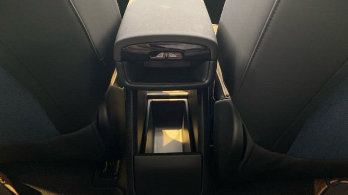 Volvo EX30 PLUS, Twin Motor Performance, 315 kW / 428 HP na operativní leasing