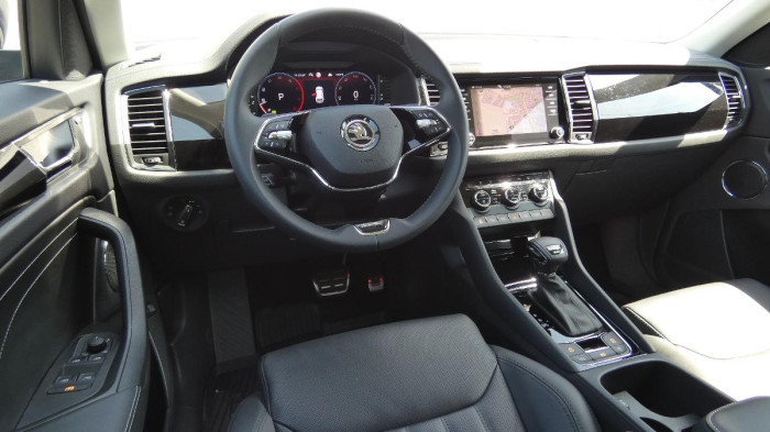 Škoda Kodiaq 2,0 TDI L&K DSG 4x4 na operativní leasing