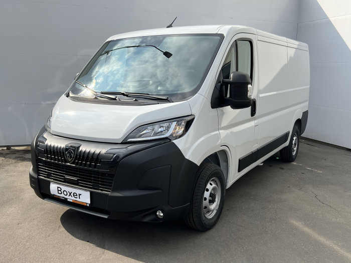 Peugeot Boxer Furgon  3000 L2H1 S&S MAN6 2,2 BlueHDi  / 88kW na operativní leasing