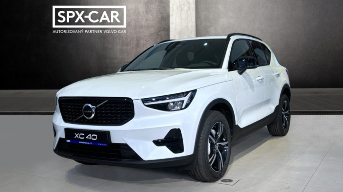 Volvo XC40 CORE, B3 FWD, 120+10 kW / 163+14 HP na operativní leasing