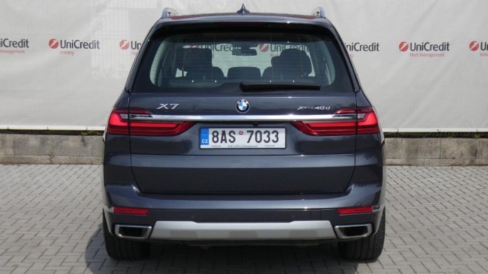 BMW X7 xDrive 40d Luxury na operativní leasing