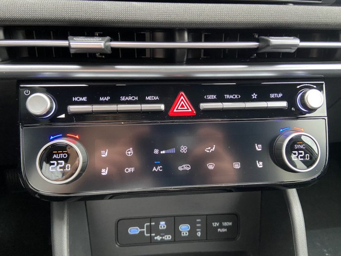 25 1,6 TGDI MT 20 YEARS LUXURY na operativní leasing