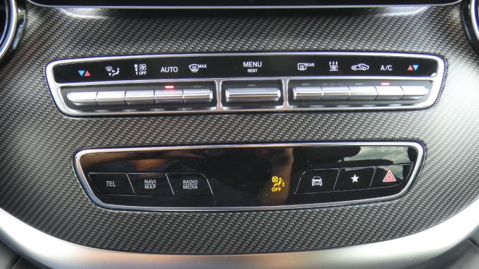 Mercedes-Benz Třídy V 300d AMG 9G Tronic na operativní leasing