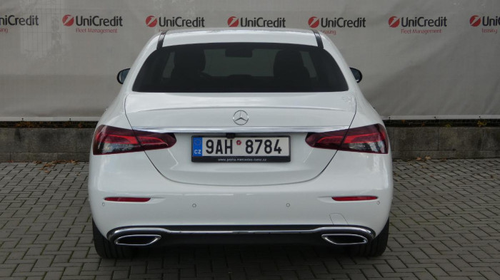 Mercedes-Benz Třídy E 200 mHEV aut. na operativní leasing