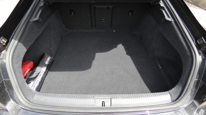 Volkswagen Arteon 1.5 TSI R-line na operativní leasing