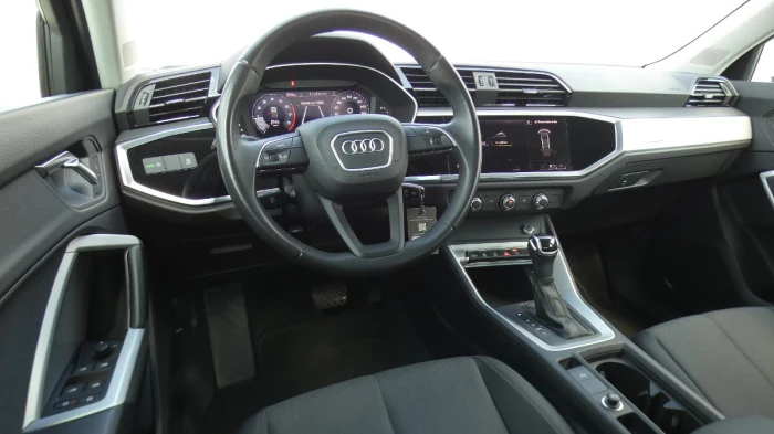 Audi Q3 2,0 TFSI quattro S tronic S-li na operativní leasing