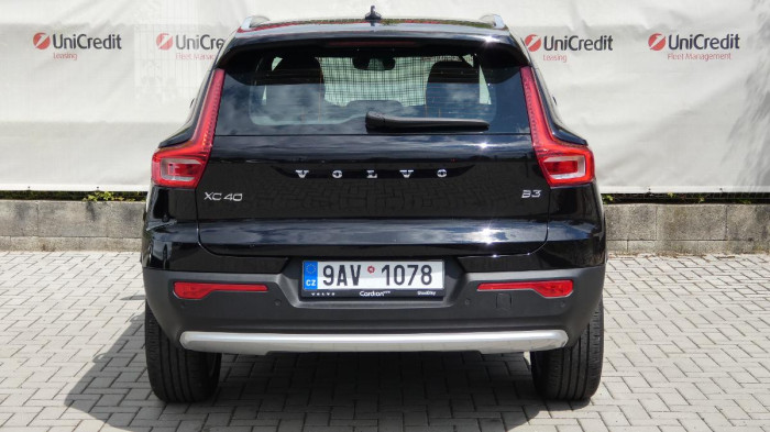 Volvo XC40 B3 Bright Plus aut. na operativní leasing
