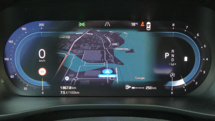 Volvo XC40 B3 PLUS DARK DCT na operativní leasing