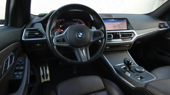 BMW Řada 3 330d Touring  xDrive na operativní leasing