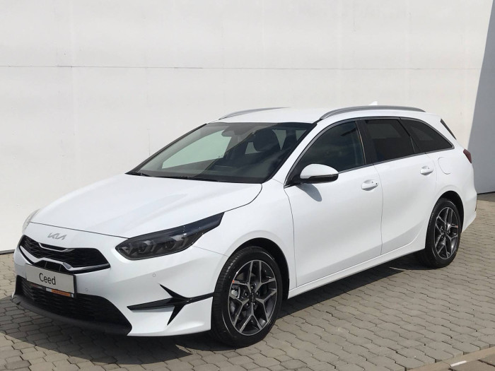 KIA Ceed SW CD TOP 7DCT 1,5 T-GDi / 103kW na operativní leasing