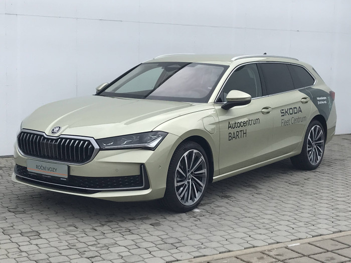 Škoda Superb Combi L&K 6DSG 1,5TSI / 150kW na operativní leasing