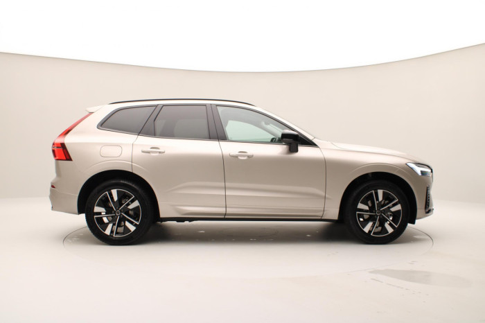 Volvo XC60 T6 AWD AUT BRIGHT PLUS na operativní leasing