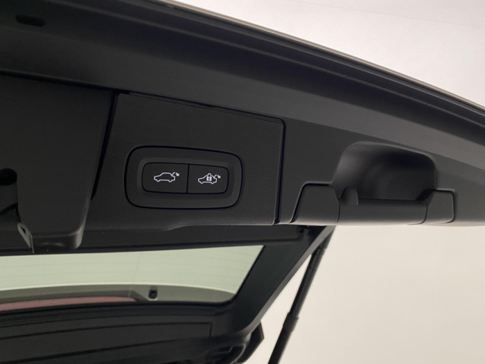 Volvo XC60 T6 AWD AUT BRIGHT PLUS na operativní leasing