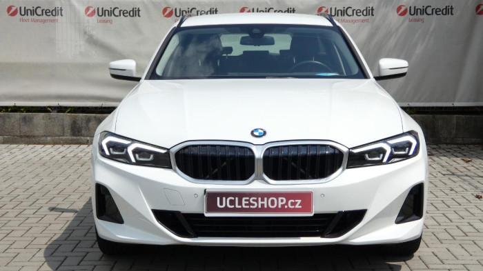 BMW Řada 3 318i Advantage Touring na operativní leasing