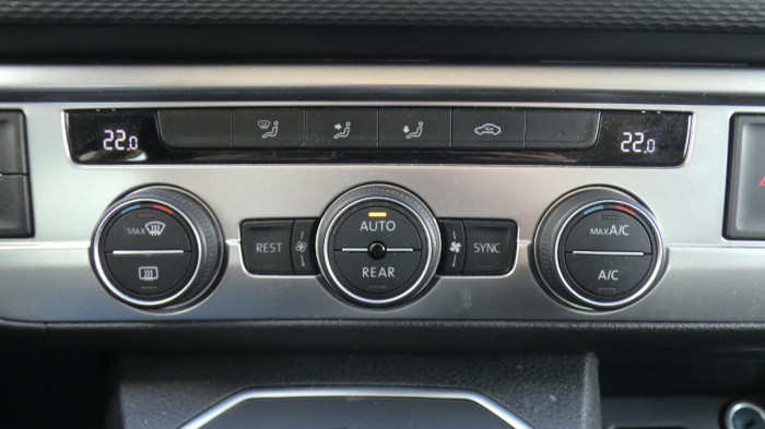 Volkswagen California 2.0 TDI 150kW Beach 4MOT DSG na operativní leasing