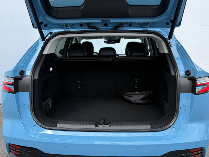 MG HS EXCLUSIVE PHEV 1,5TGI / 200kW na operativní leasing