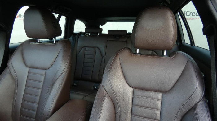 BMW Řada 3 330d Touring  xDrive na operativní leasing