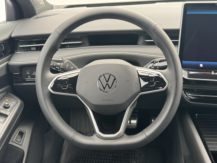 Volkswagen ID.7 Tourer Pro S People  / 210kW na operativní leasing